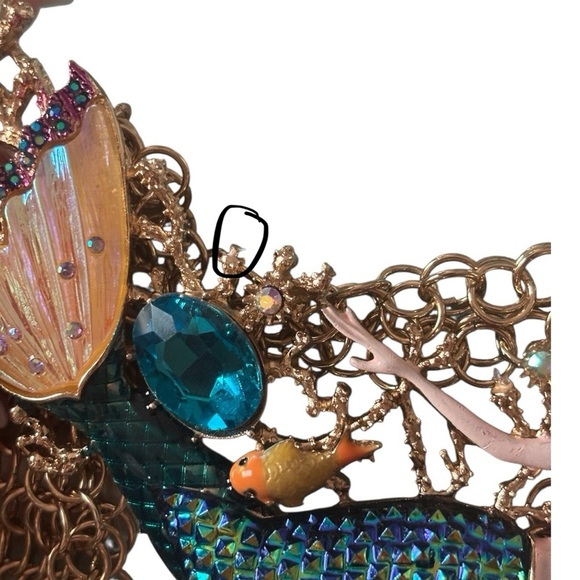🌊✨ Betsey Johnson Rare Pearl Mermaid Statement Frontal Necklace ✨🌊 - Picture 9 of 9